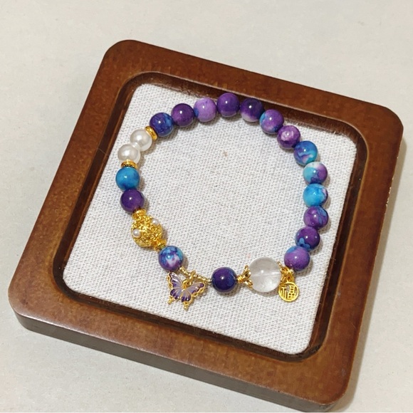 Handmade bracelets - Picture 3 of 3